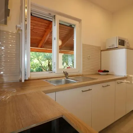 Melisa 6 By Interhome Porec