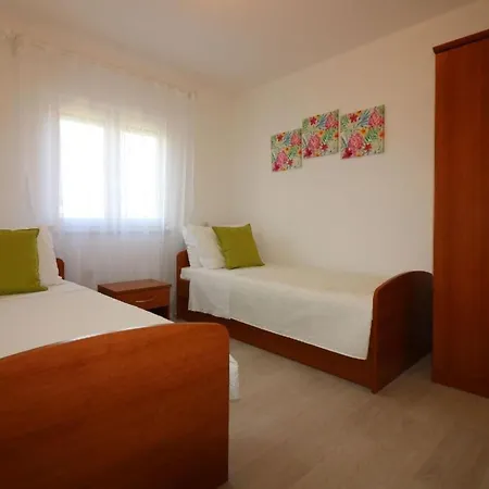 Holiday home Melisa 6 By Interhome