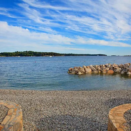 Melisa 6 By Interhome Holiday home Porec